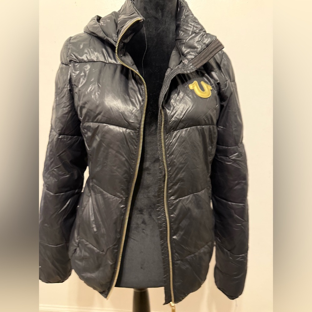 TRUE RELIGION JACKET SIZE SMALL